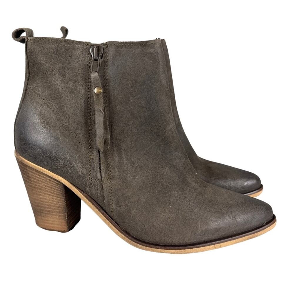 Steve Madden Leather Booties Stacked Heel Distressed Size 10 NWOB Boho Coastal